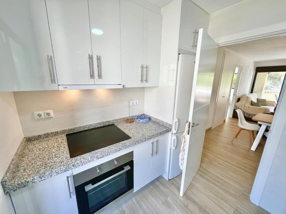 La Caleta Sea Views And Pool Apartment Ла Херадура Екстериор снимка