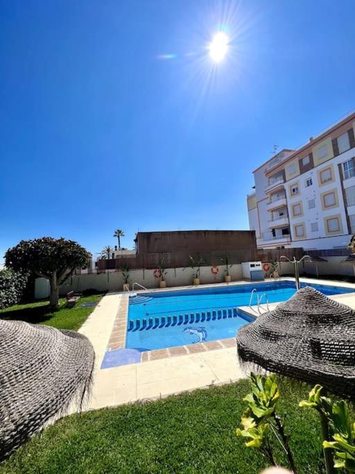 La Caleta Sea Views And Pool Apartment Ла Херадура Екстериор снимка