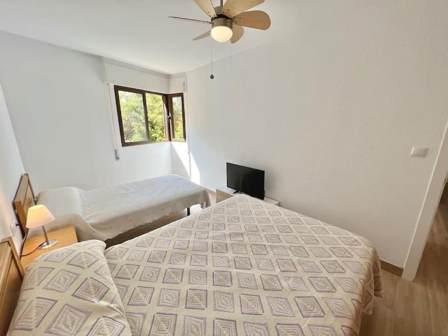 La Caleta Sea Views And Pool Apartment Ла Херадура Екстериор снимка